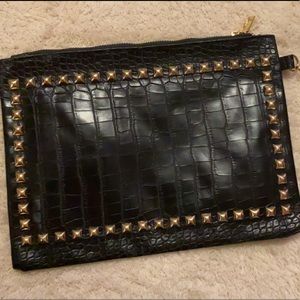 Black/Gold stud clutch